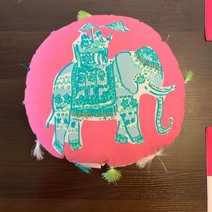 Elephant Bazaar Round Pillow